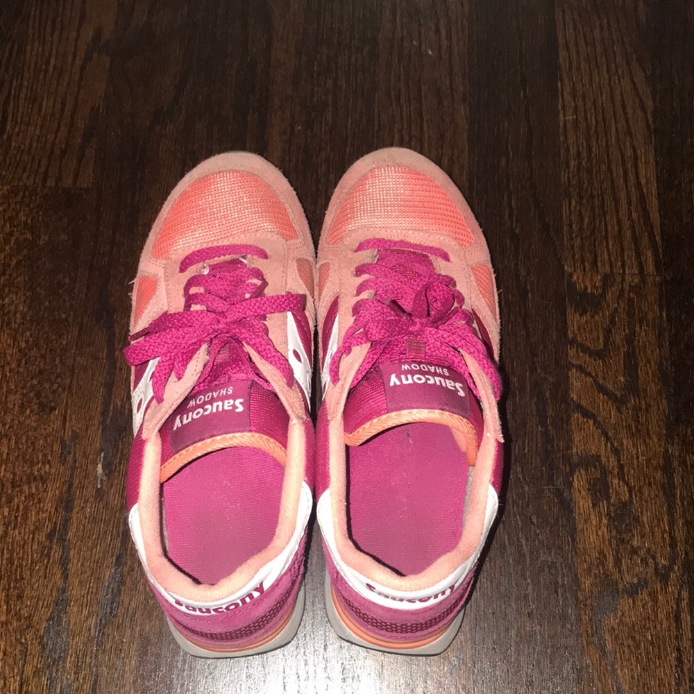 Saucony Shadow Pink size 9
